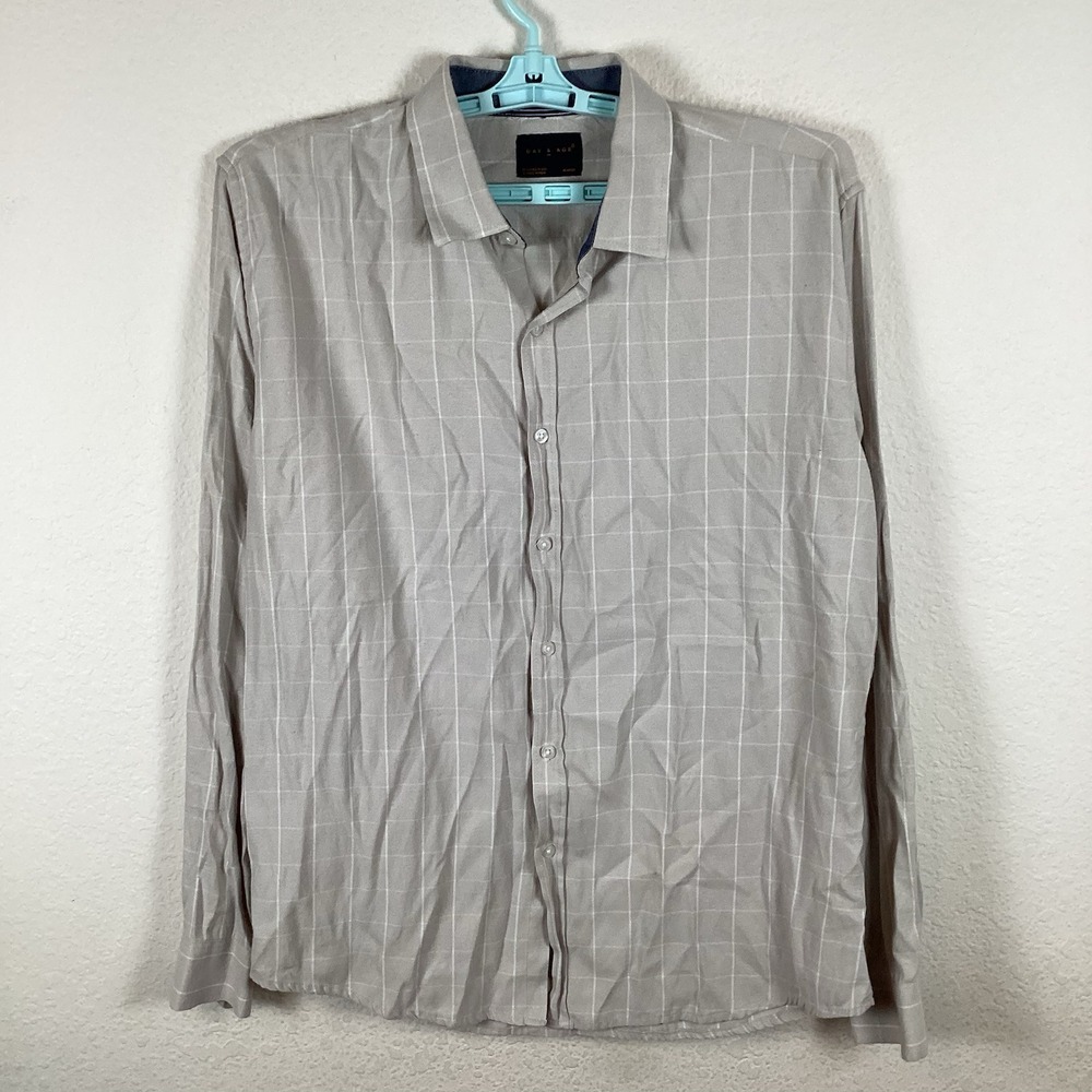 Day & Age Mens Button Up Shirt Sz XL Long Sleeve Plaid Comfort Soft Good